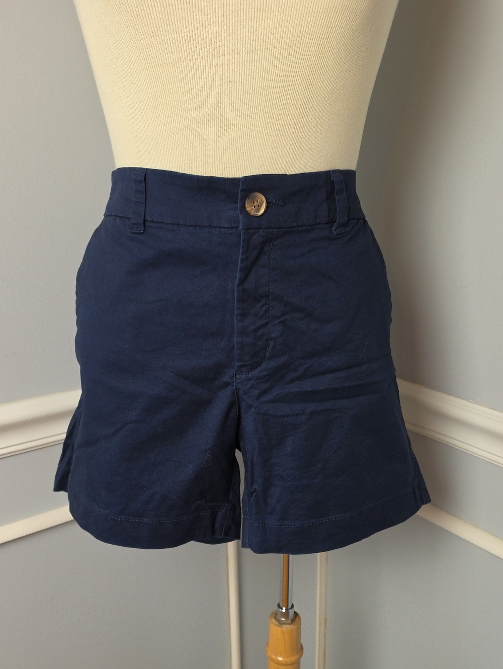 OLD NAVY Everyday Mid-Rise Navy Blue Flat Front Classic Chino Summer Shorts 12